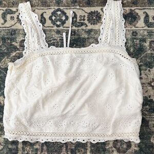 Abercrombie and Fitch Women’s White Eyelet Lace Cropped Tank Top